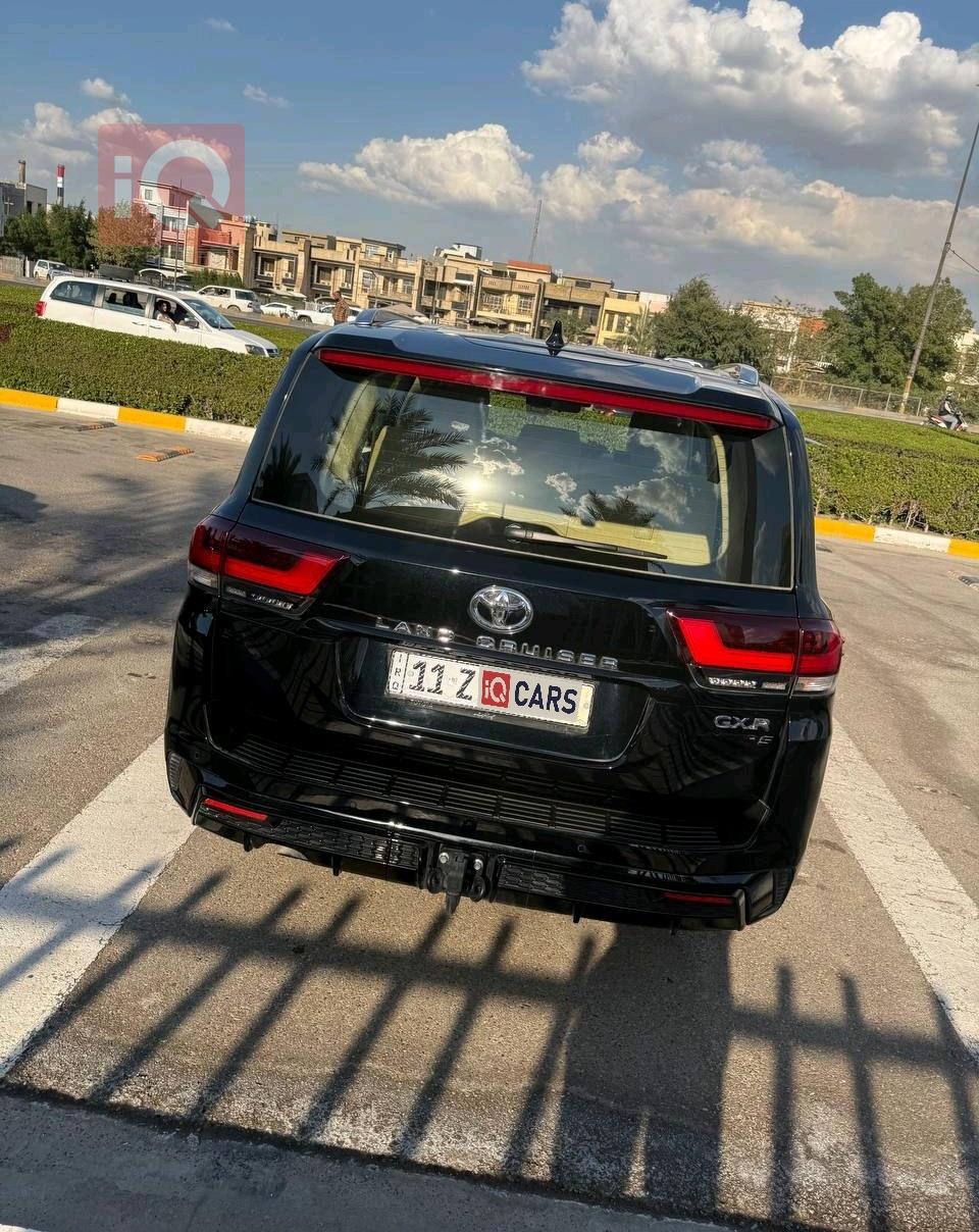 تويوتا لاندكروزر